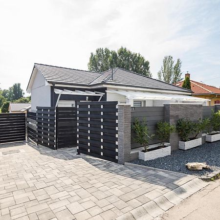 Balatonic Lemon Apartmanhaz 시오포크 외부 사진