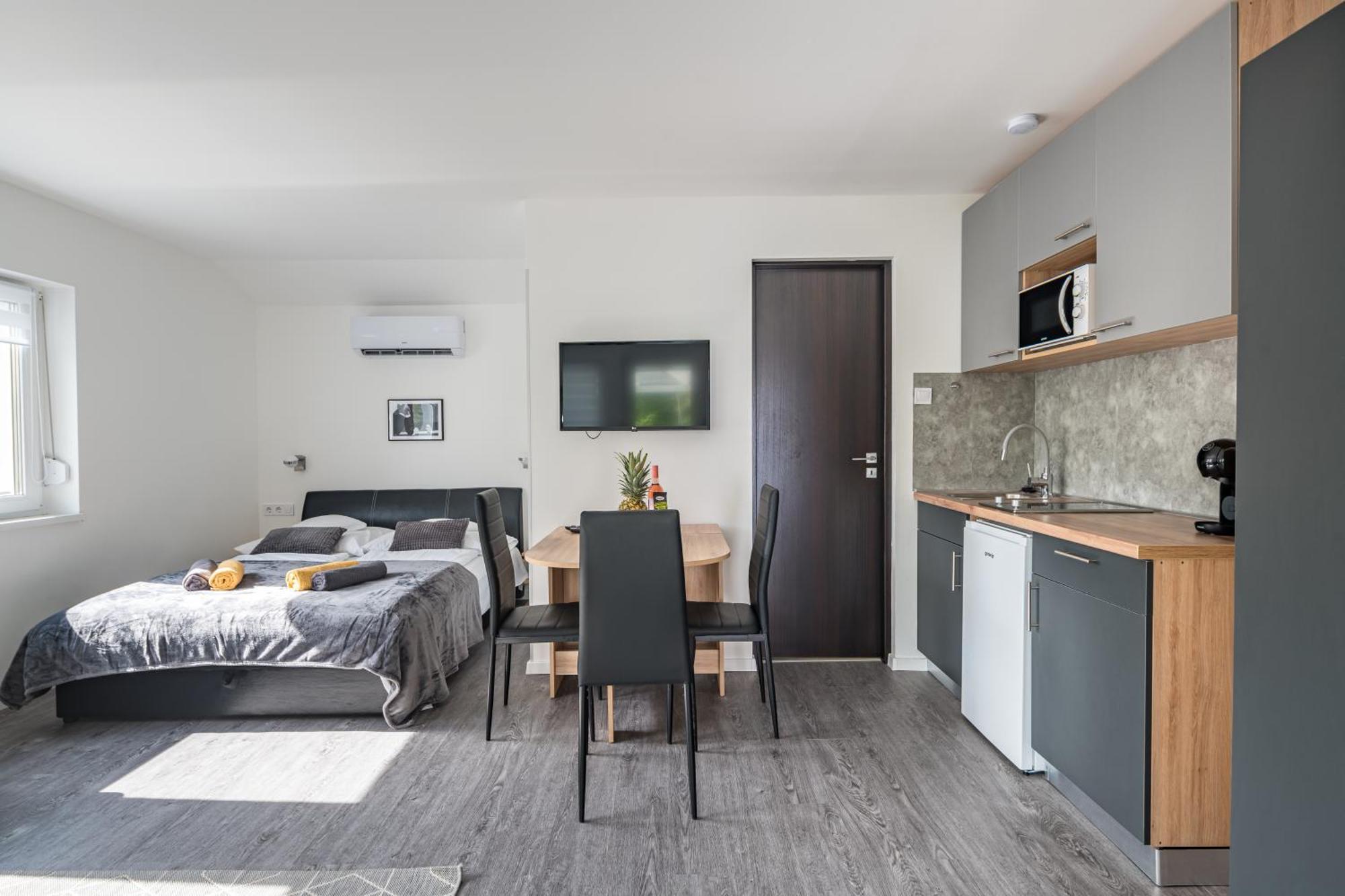 Balatonic Lemon Apartmanhaz 시오포크 외부 사진