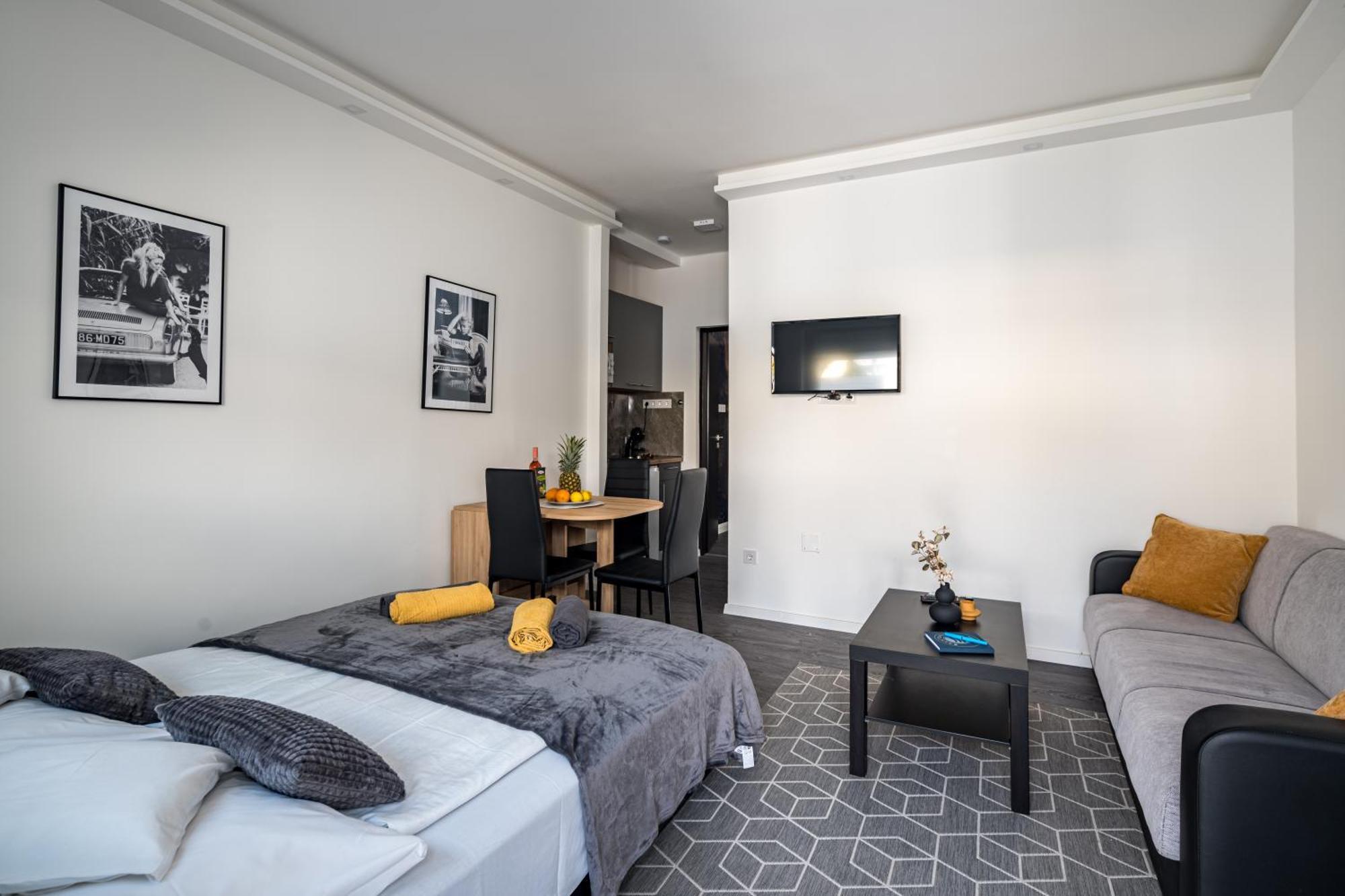 Balatonic Lemon Apartmanhaz 시오포크 외부 사진