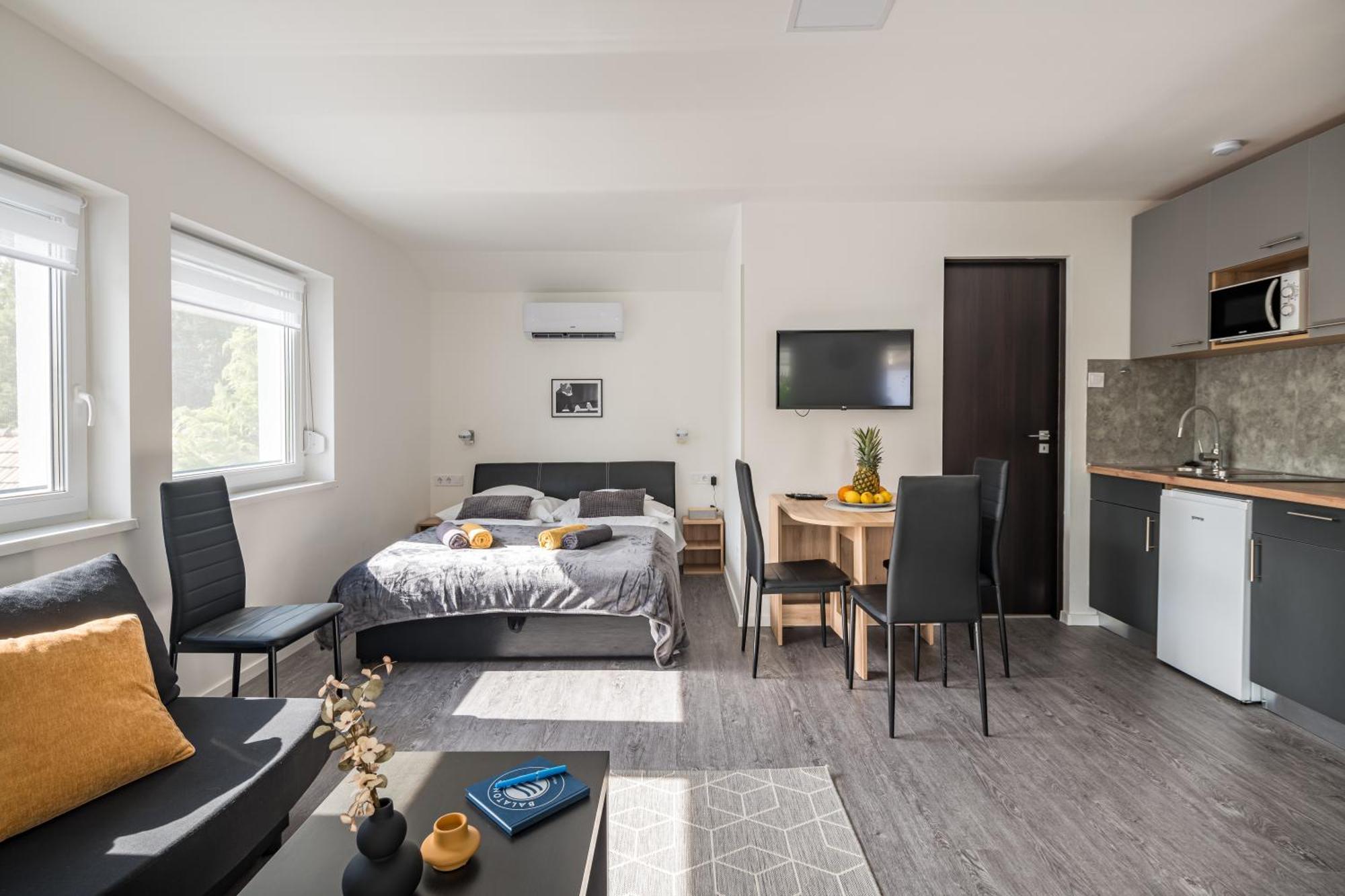 Balatonic Lemon Apartmanhaz 시오포크 외부 사진