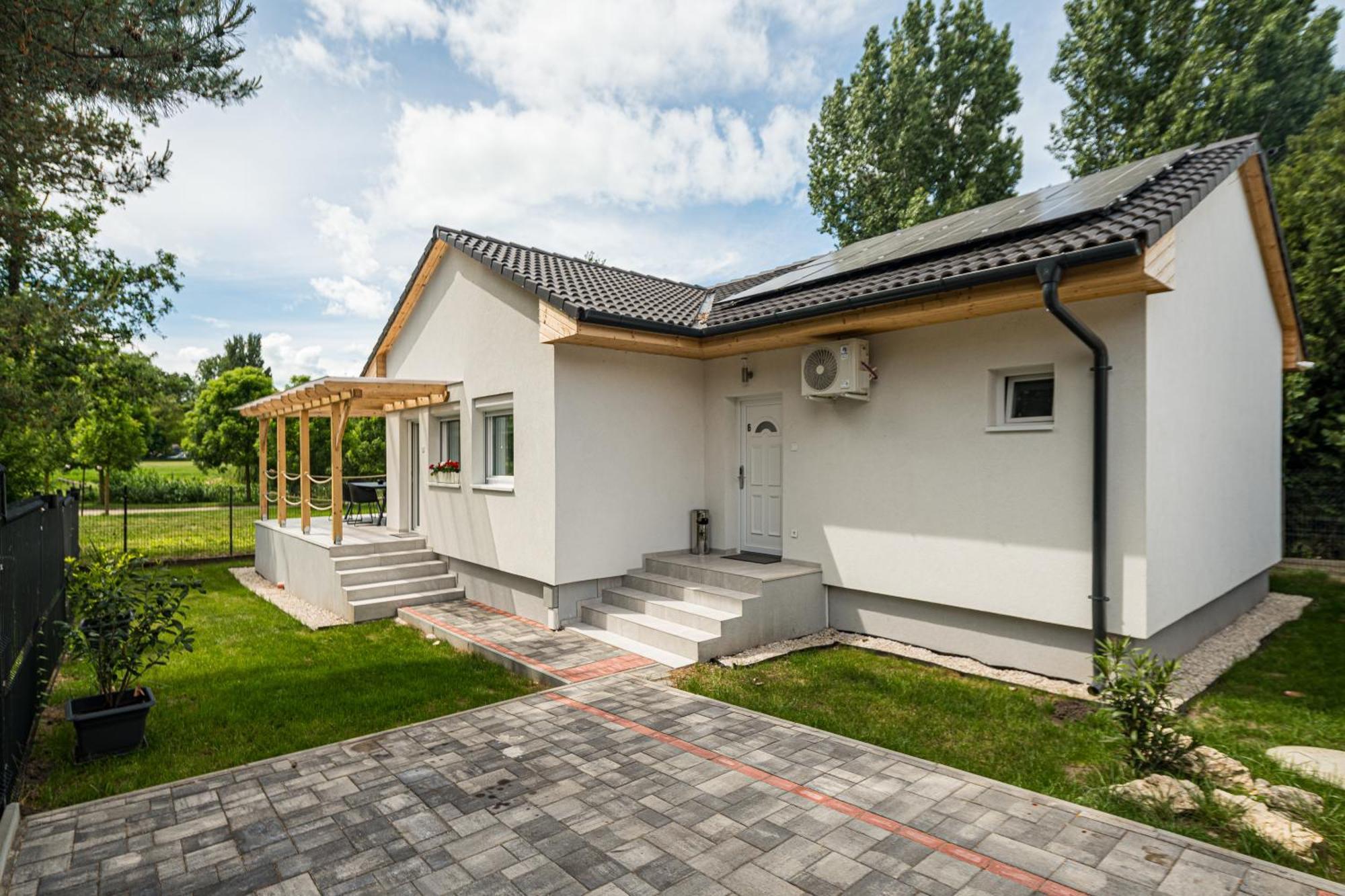 Balatonic Lemon Apartmanhaz 시오포크 외부 사진